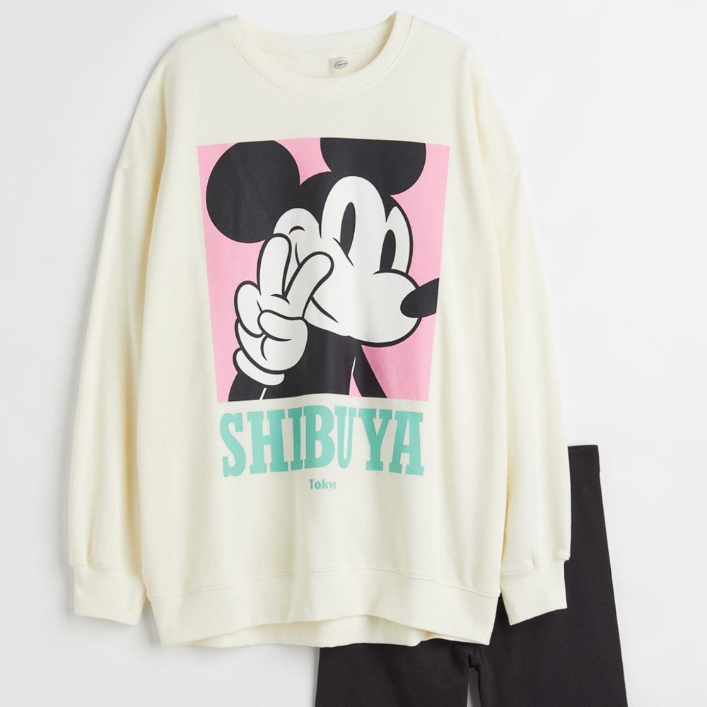 Mickey Mouse Shibuya Sweatshirt Crewneck Size Small